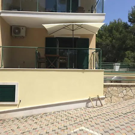 Apartment Maestral *