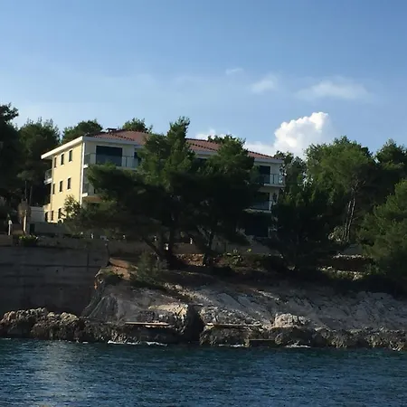 Maestral * Рогач